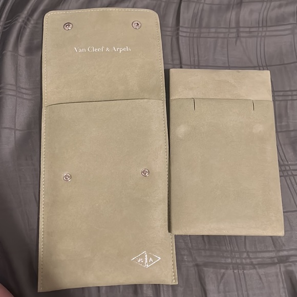 Van Cleef & Arpels Storage & Organization Van Cleef Travel Necklace
